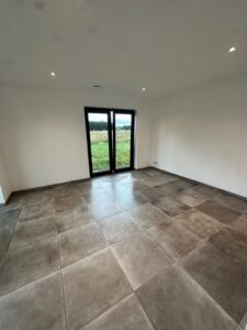 Rénovation complète d’une pièce à Onoz – Bigjo Company