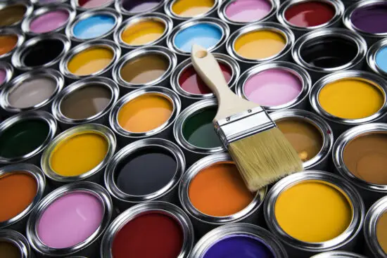 Les nouvelles tendances de la peinture commerciale : innovation, durabilité et performance