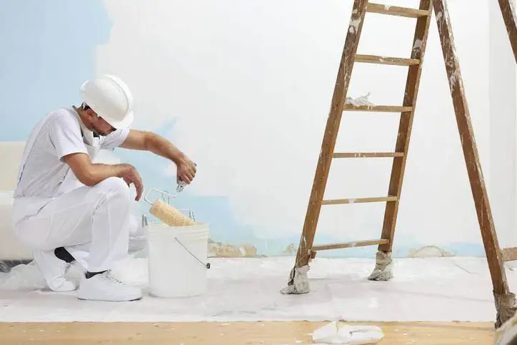 Les techniques et tendances peinture les plus innovantes pour sublimer votre intérieur